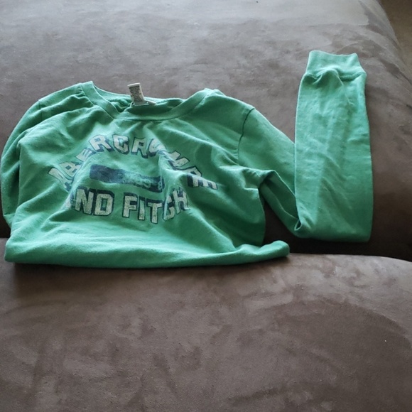 Kids long sleeved Abercrombie shirt - Picture 3 of 3
